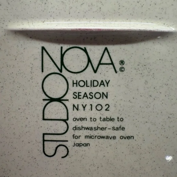 Full set Service for 12 Retired Studio Nova Christmas Dinnerware NWOT - Picture 8 of 13